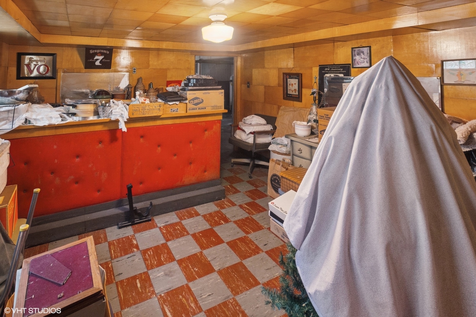 3737 N Cumberland Avenue