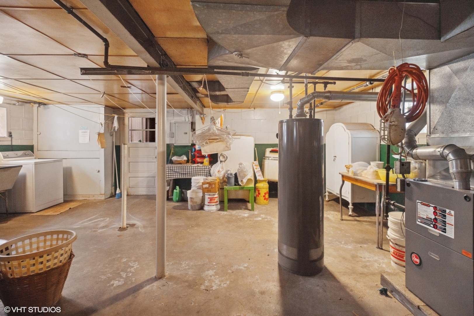 3737 N Cumberland Avenue