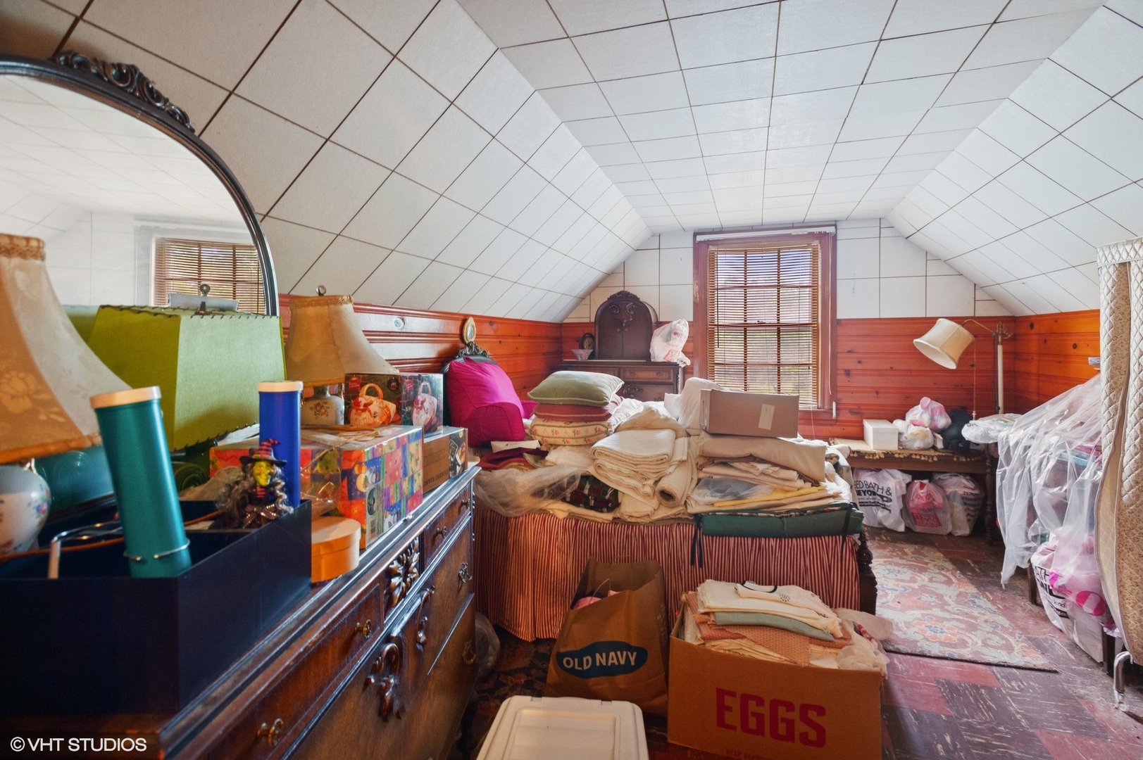 3737 N Cumberland Avenue