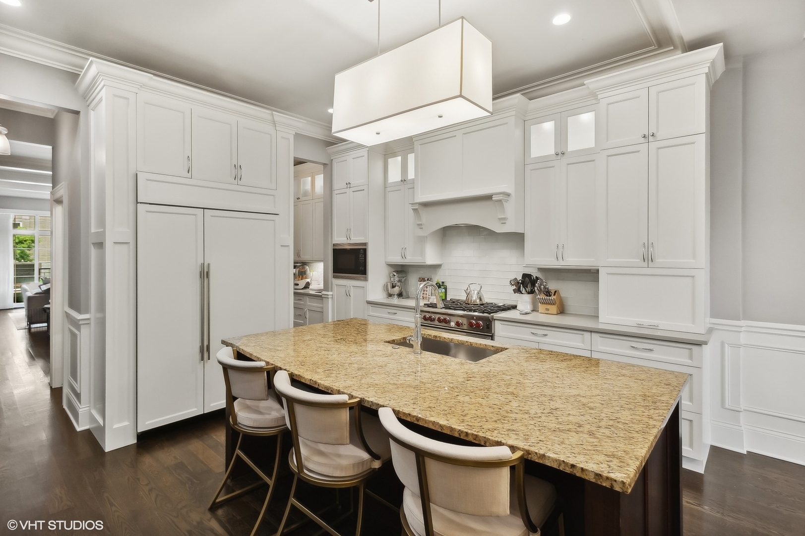 1152 W Newport Avenue Unit: 1