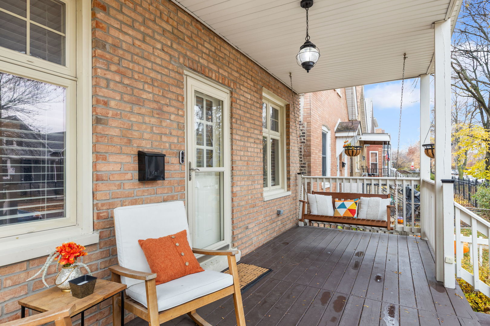 3439 W Hirsch Street