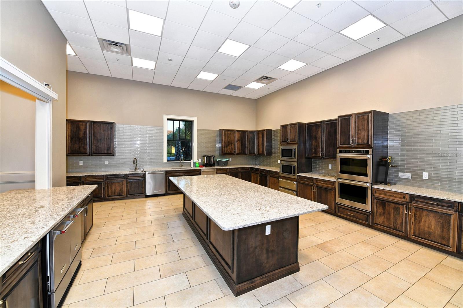 17905 WATERVILLE PL