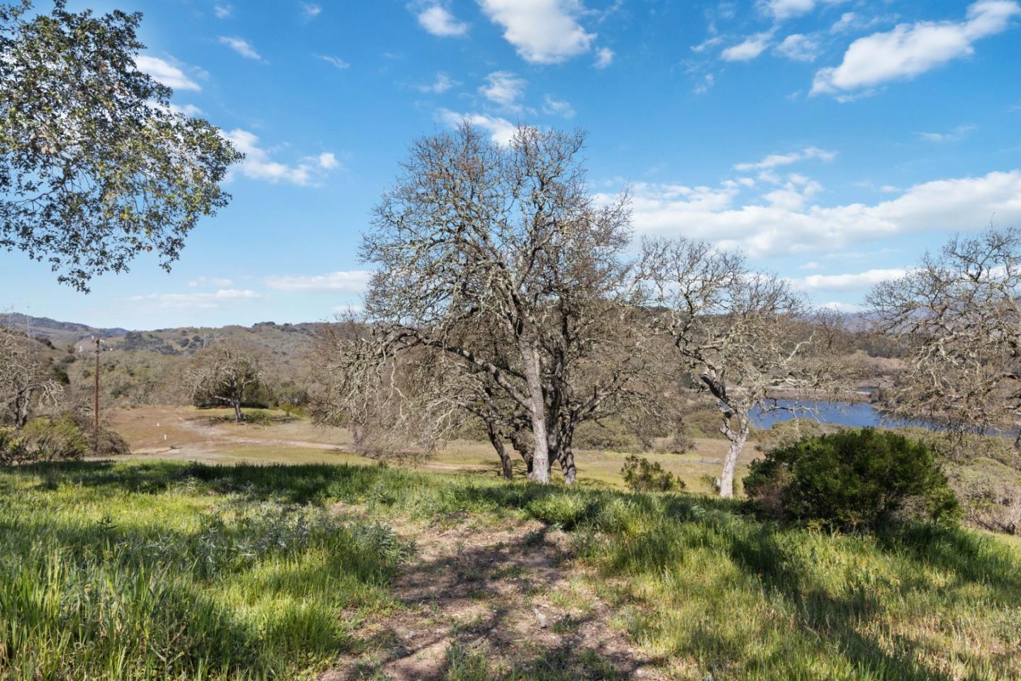 17465 Chesbro Lake DR