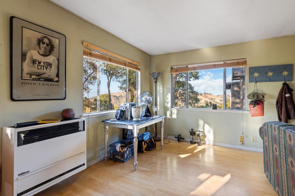 17465 Chesbro Lake DR
