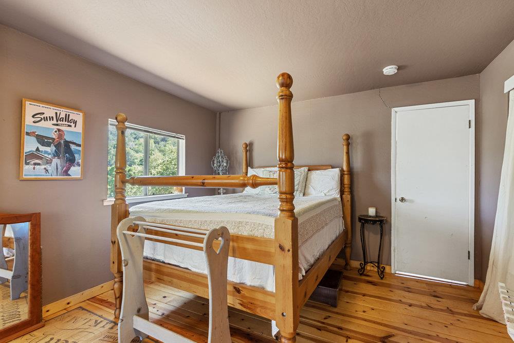 17465 Chesbro Lake DR