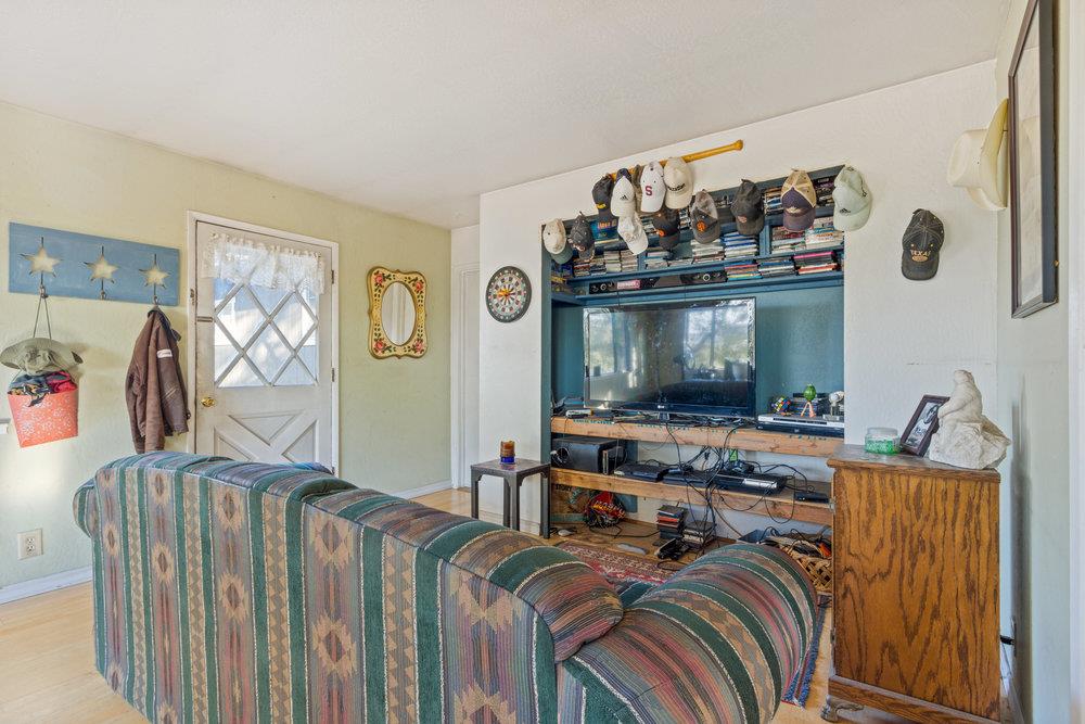 17465 Chesbro Lake DR