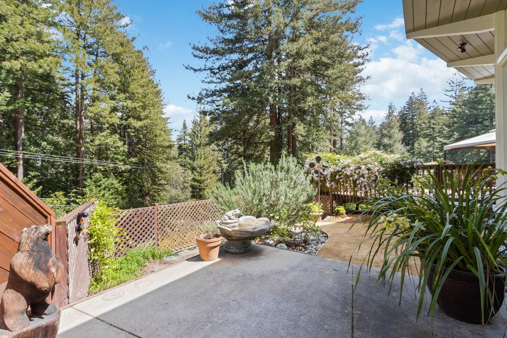 1767 Altamont DR