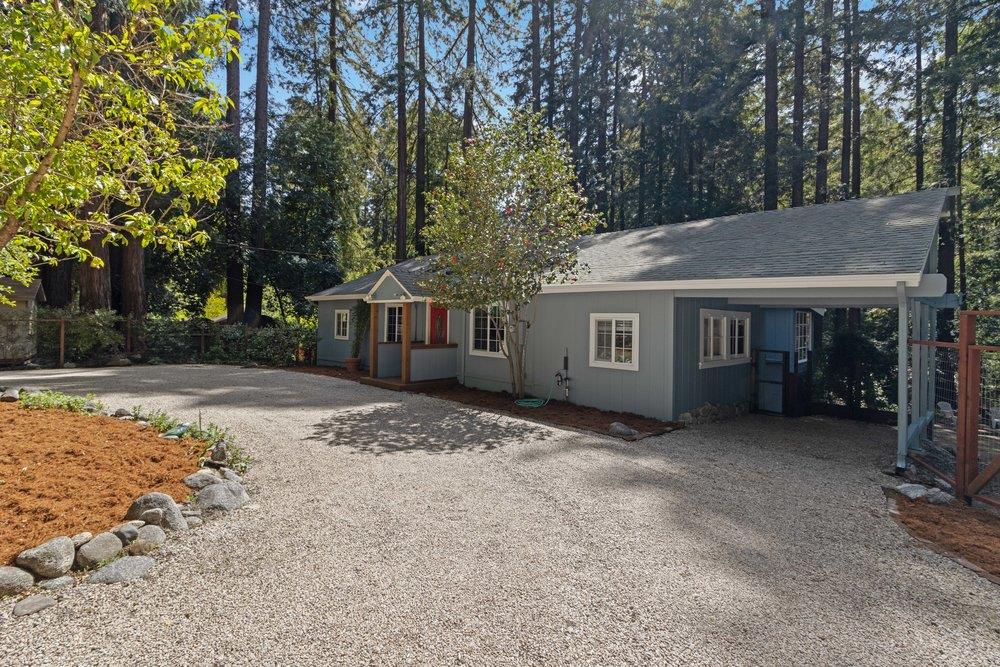241 Redwood WAY