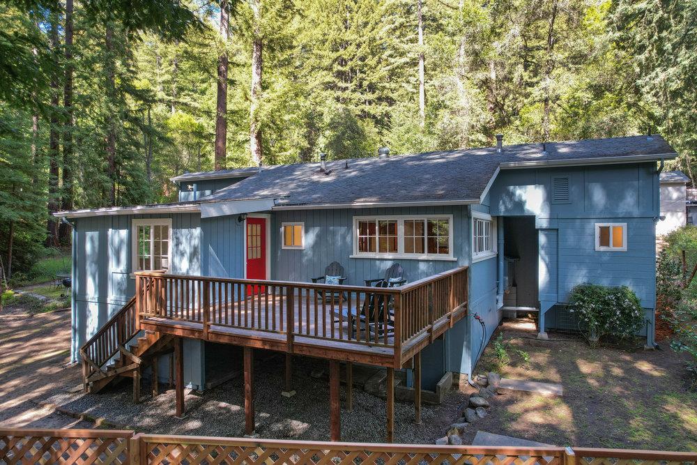241 Redwood WAY