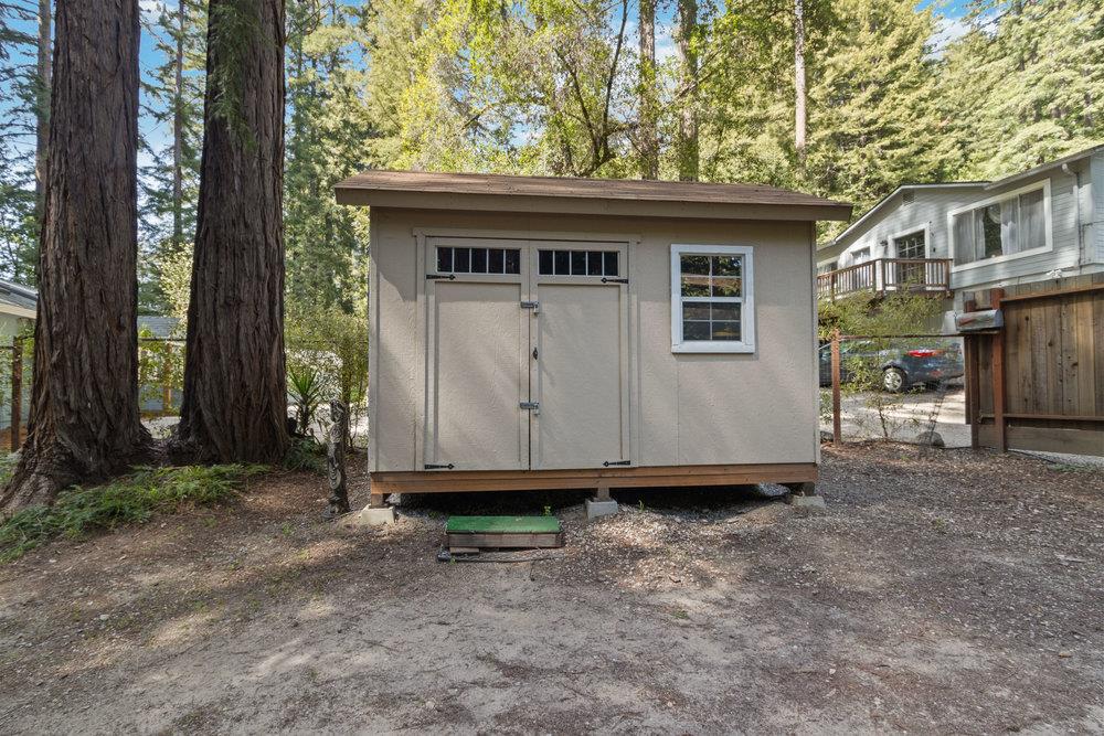 241 Redwood WAY