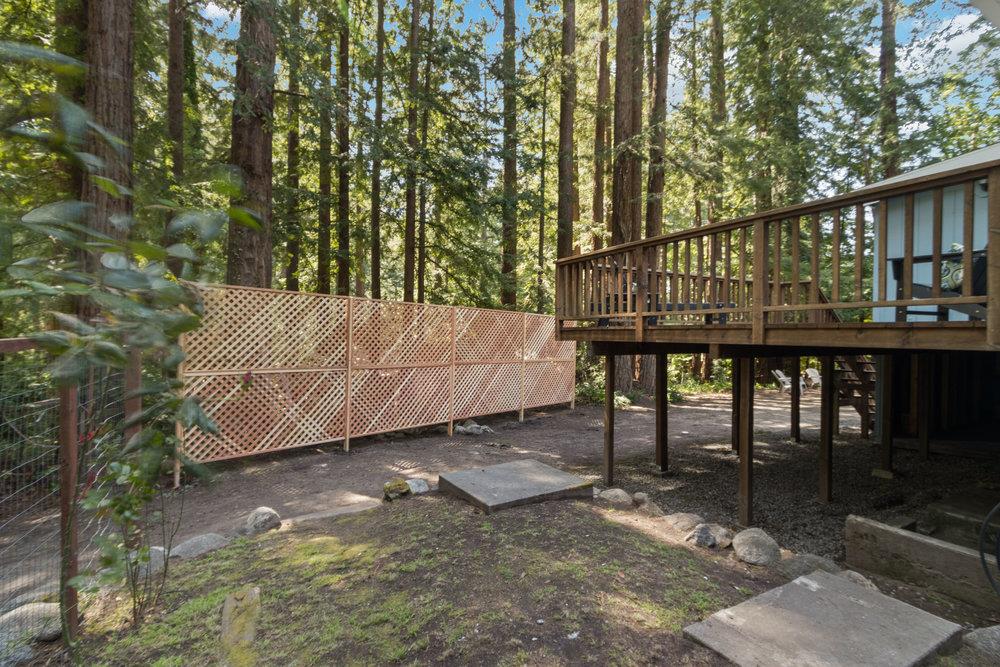 241 Redwood WAY