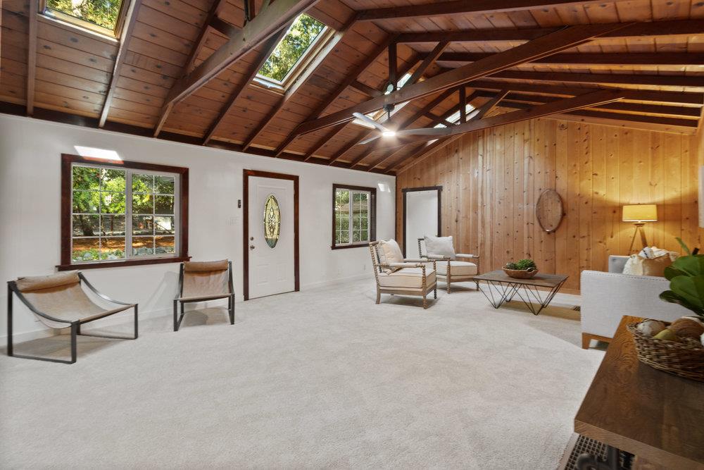 241 Redwood WAY