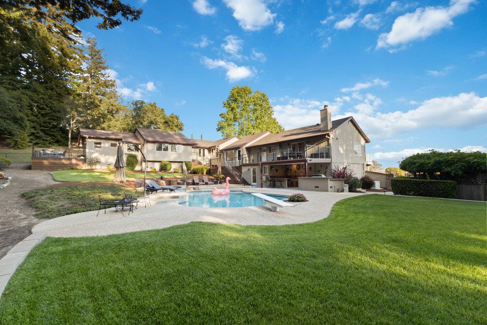 523 Charles Hill RD