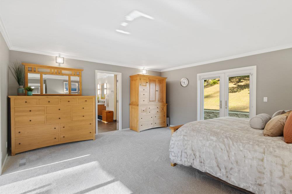 523 Charles Hill RD