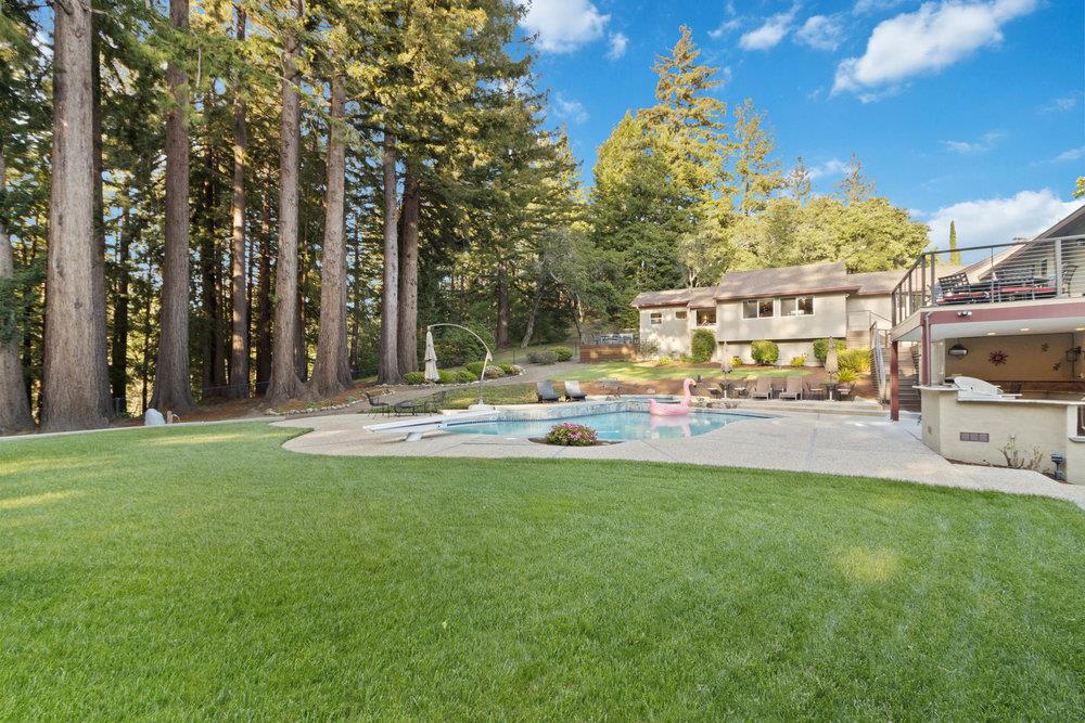 523 Charles Hill RD