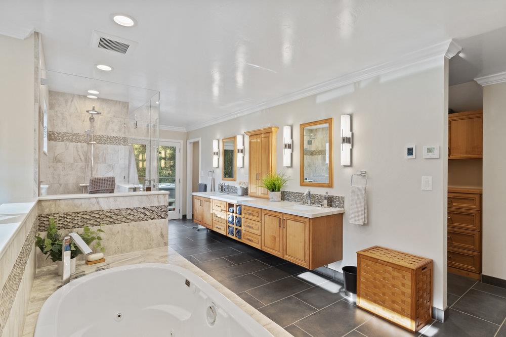 523 Charles Hill RD