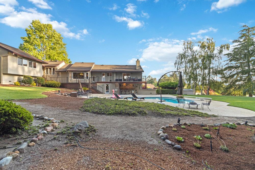 523 Charles Hill RD