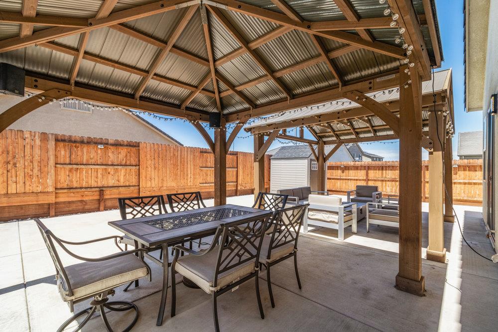 1408 Azalea CT