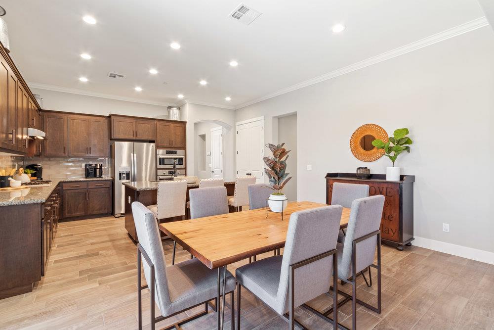1408 Azalea CT