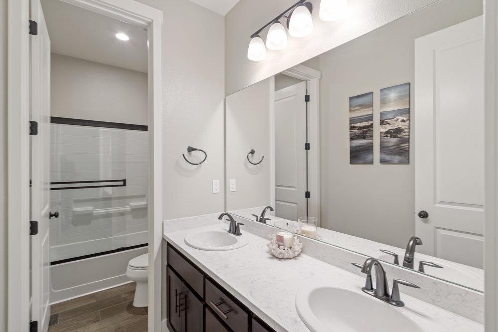 1408 Azalea CT