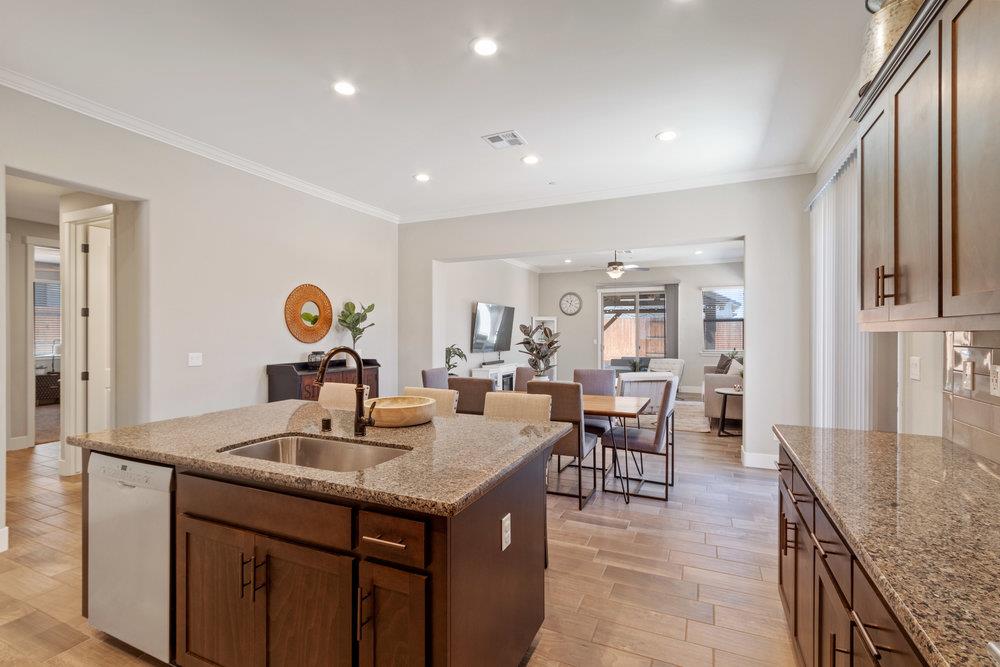 1408 Azalea CT