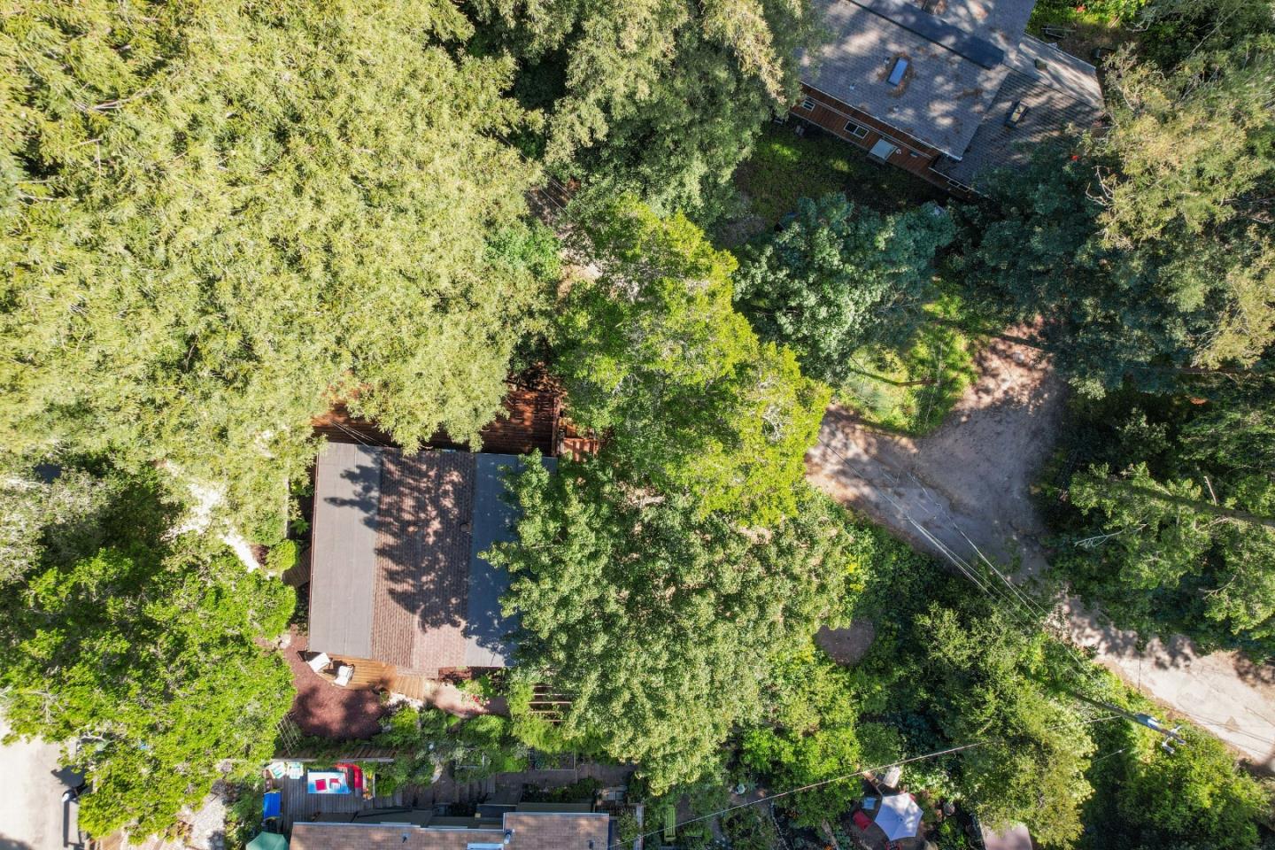 405 Creekside WAY