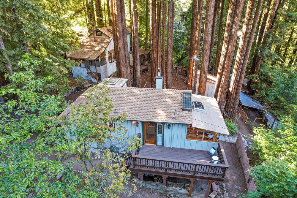 1275 Country Club DR