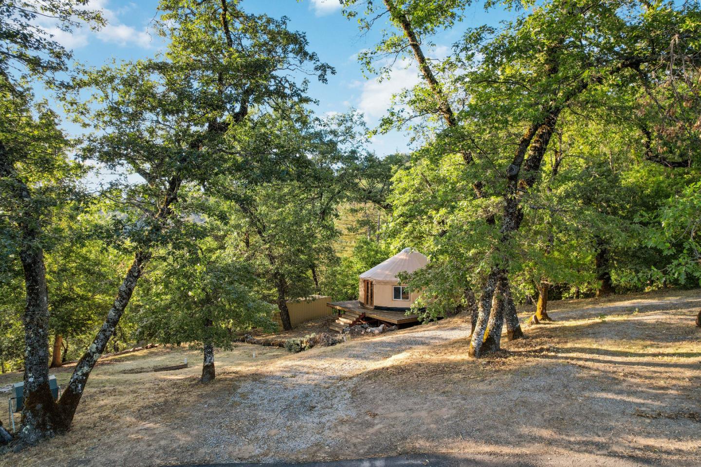 21000 Bear Creek RD