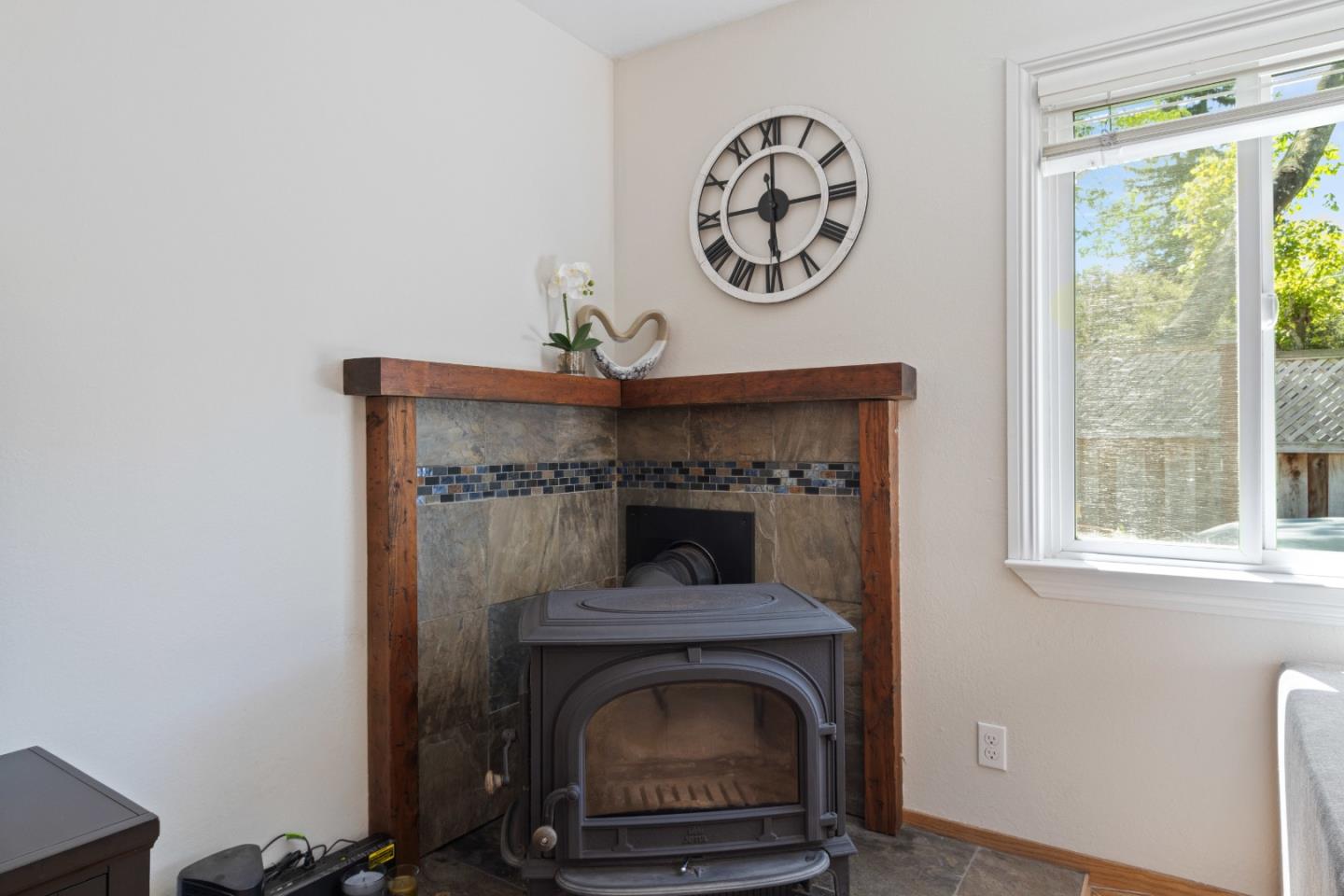 8141 Hermosa AVE