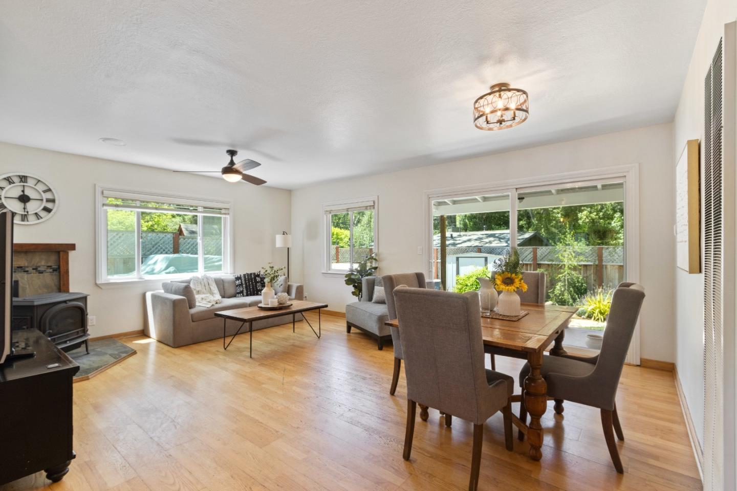 8141 Hermosa AVE