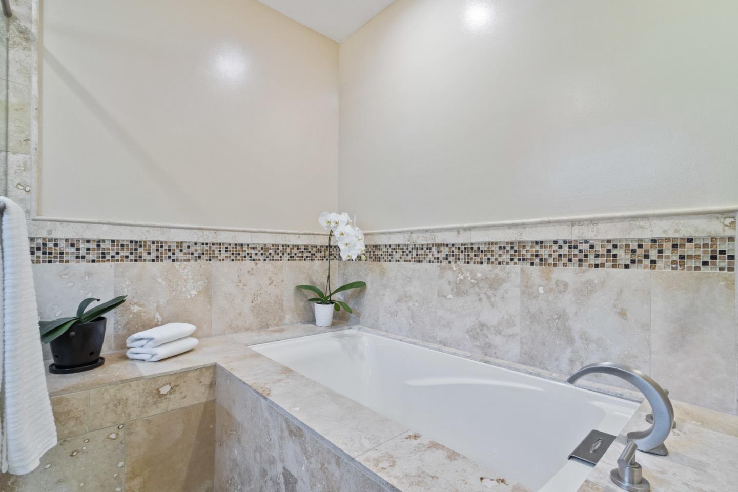 8141 Hermosa AVE