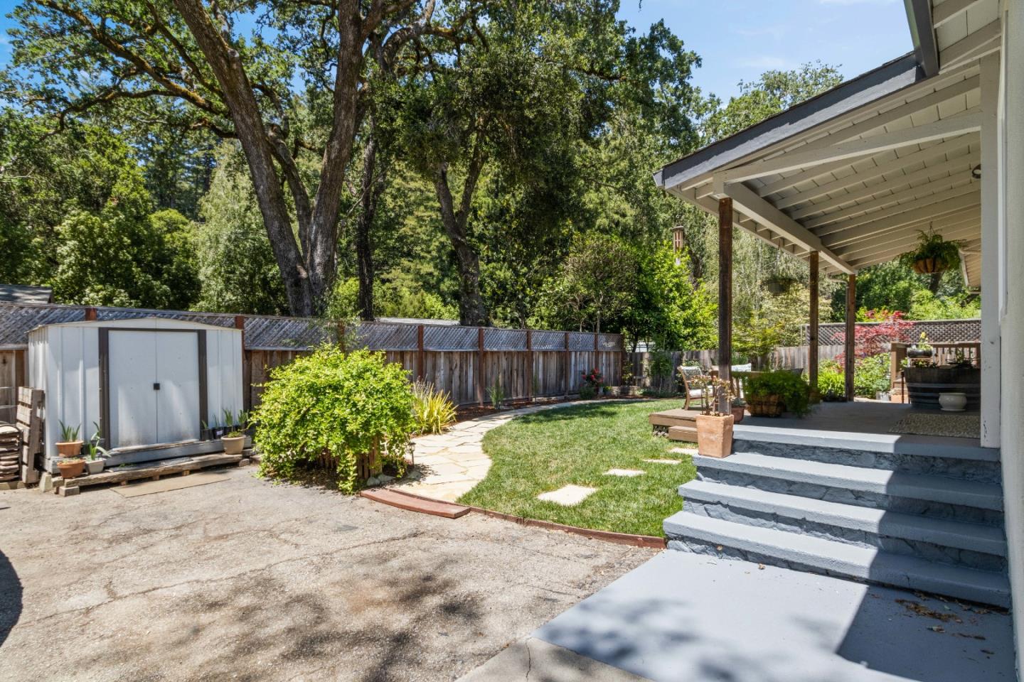 8141 Hermosa AVE