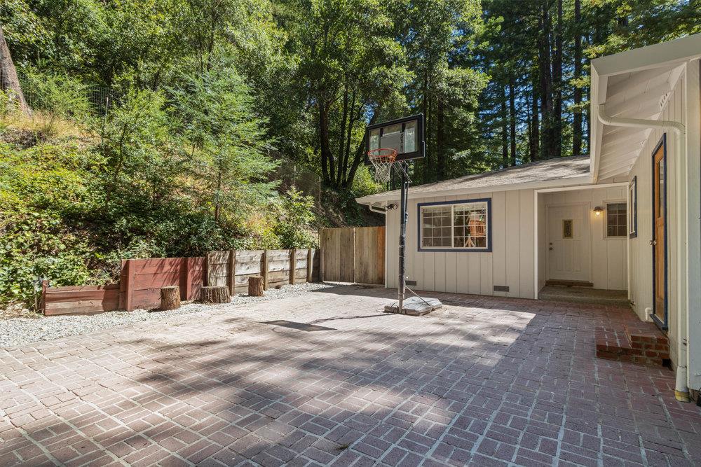 119 Fairmount DR