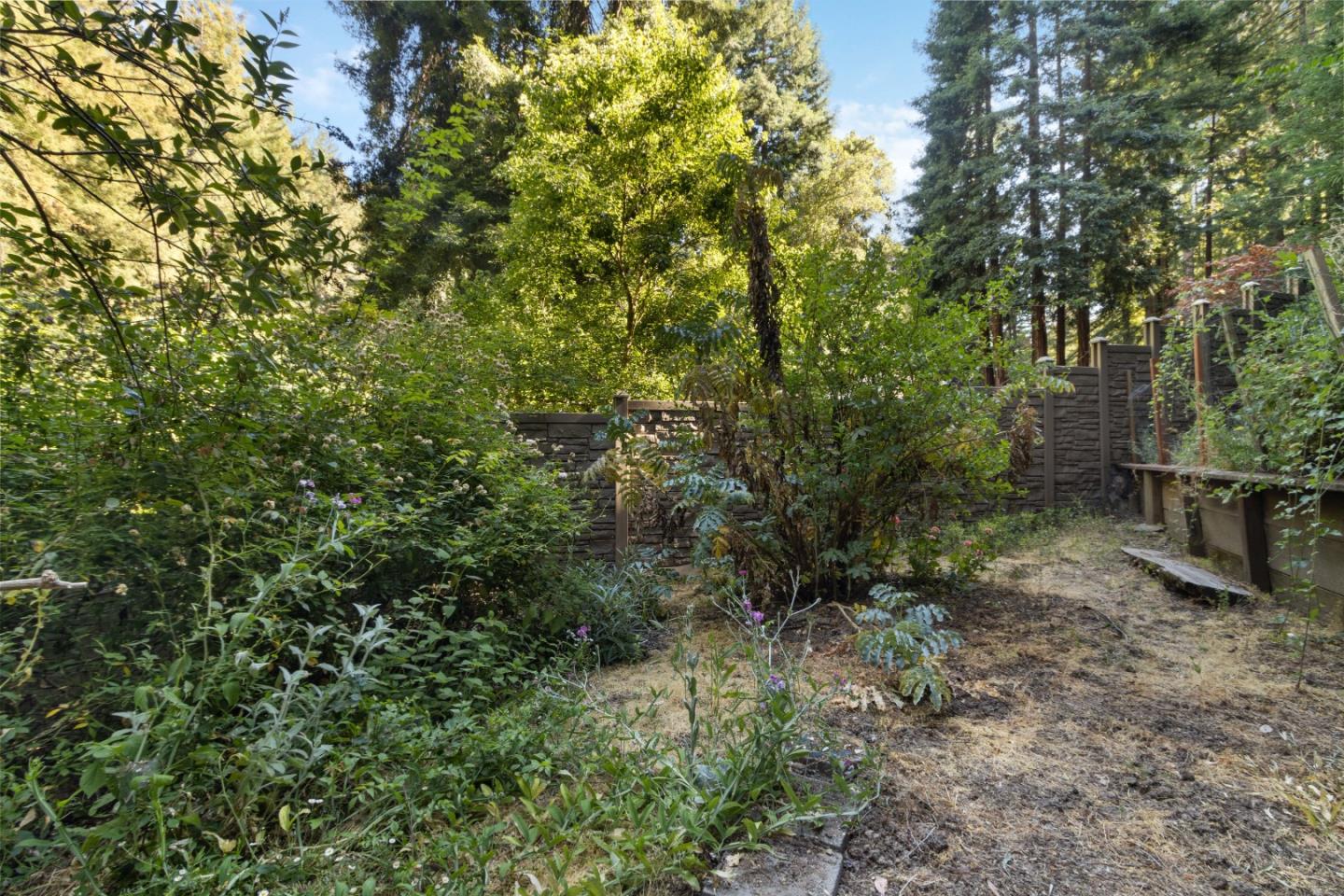 10575 E Zayante RD