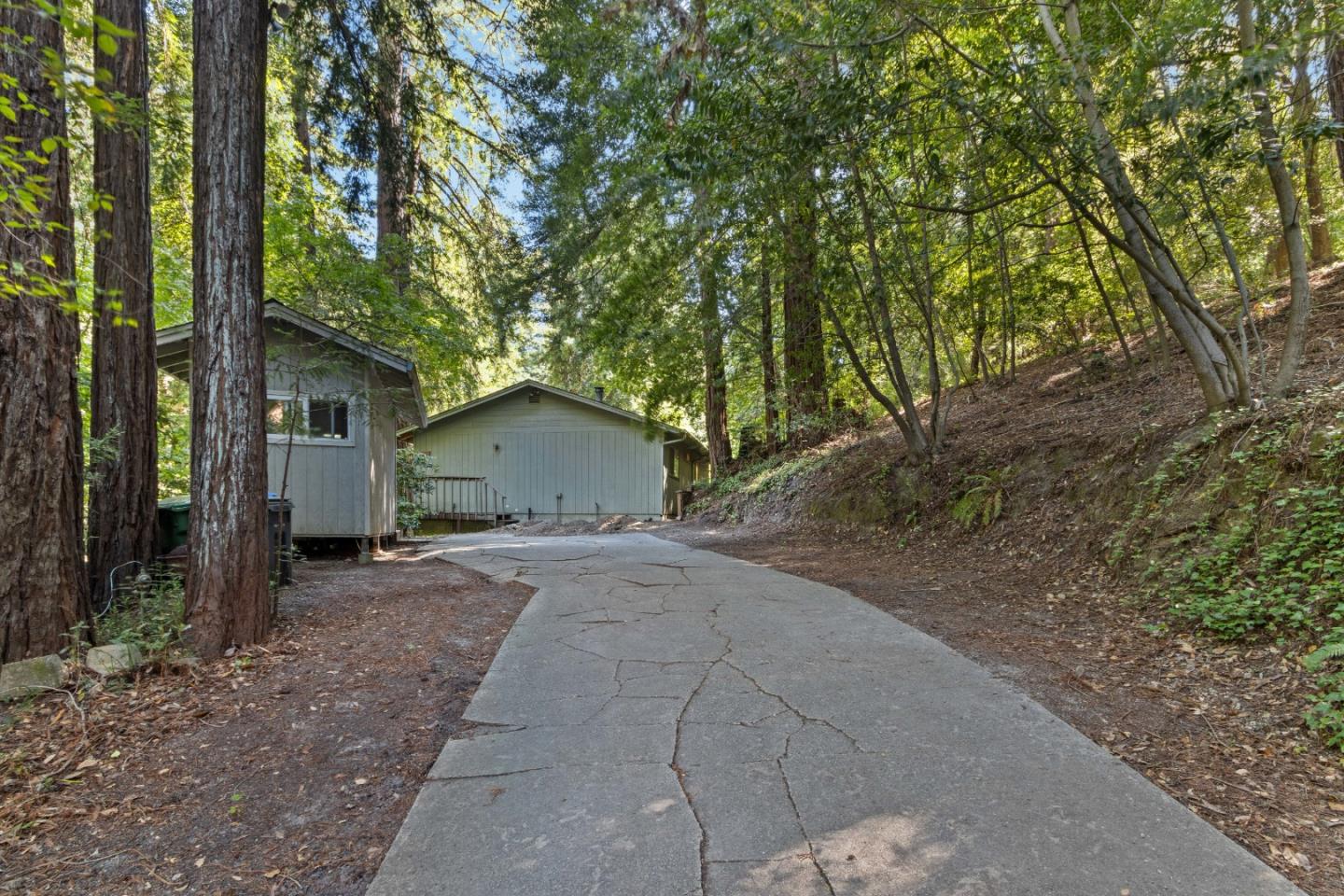 10575 E Zayante RD