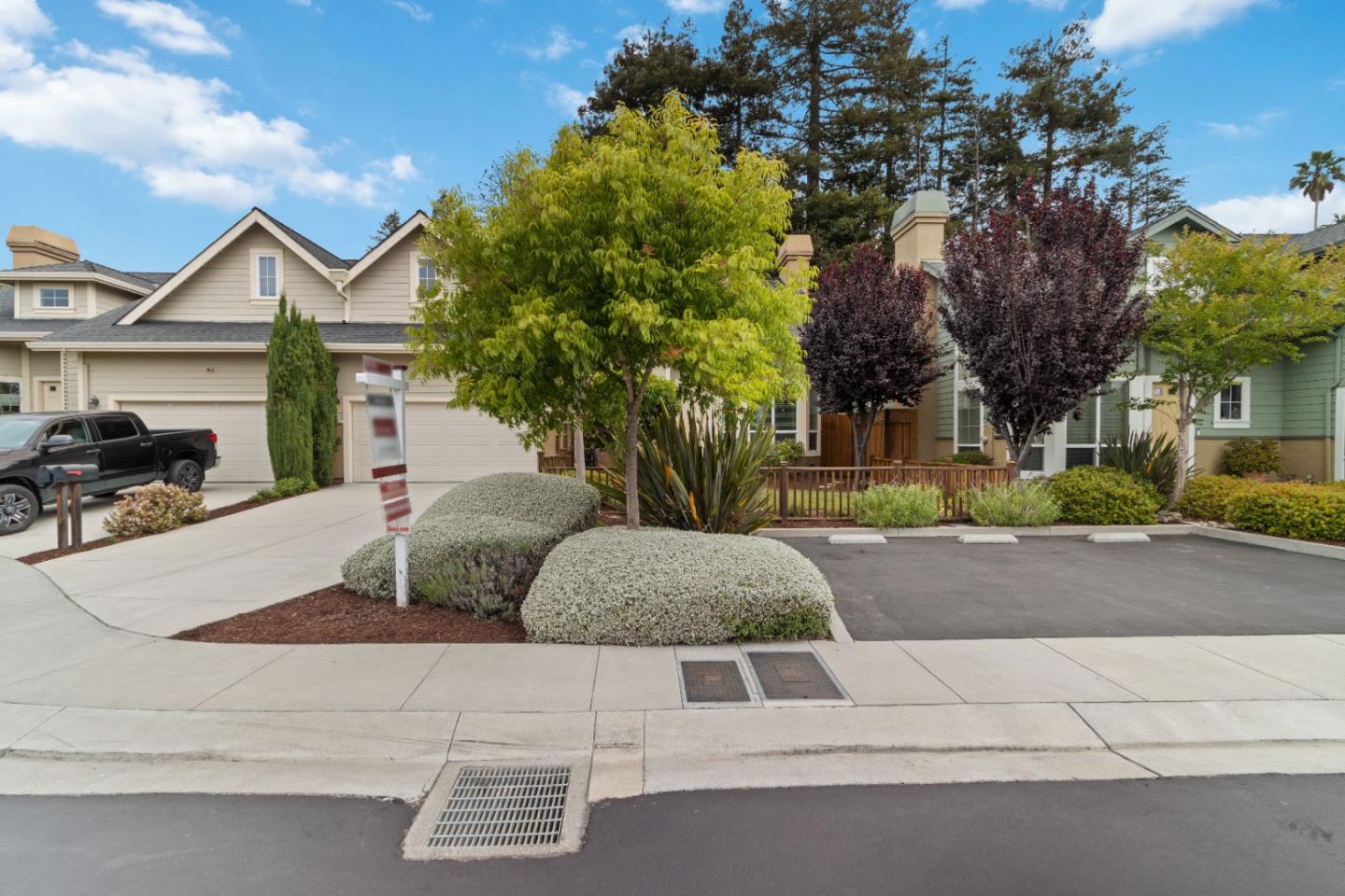 102 Santina CT