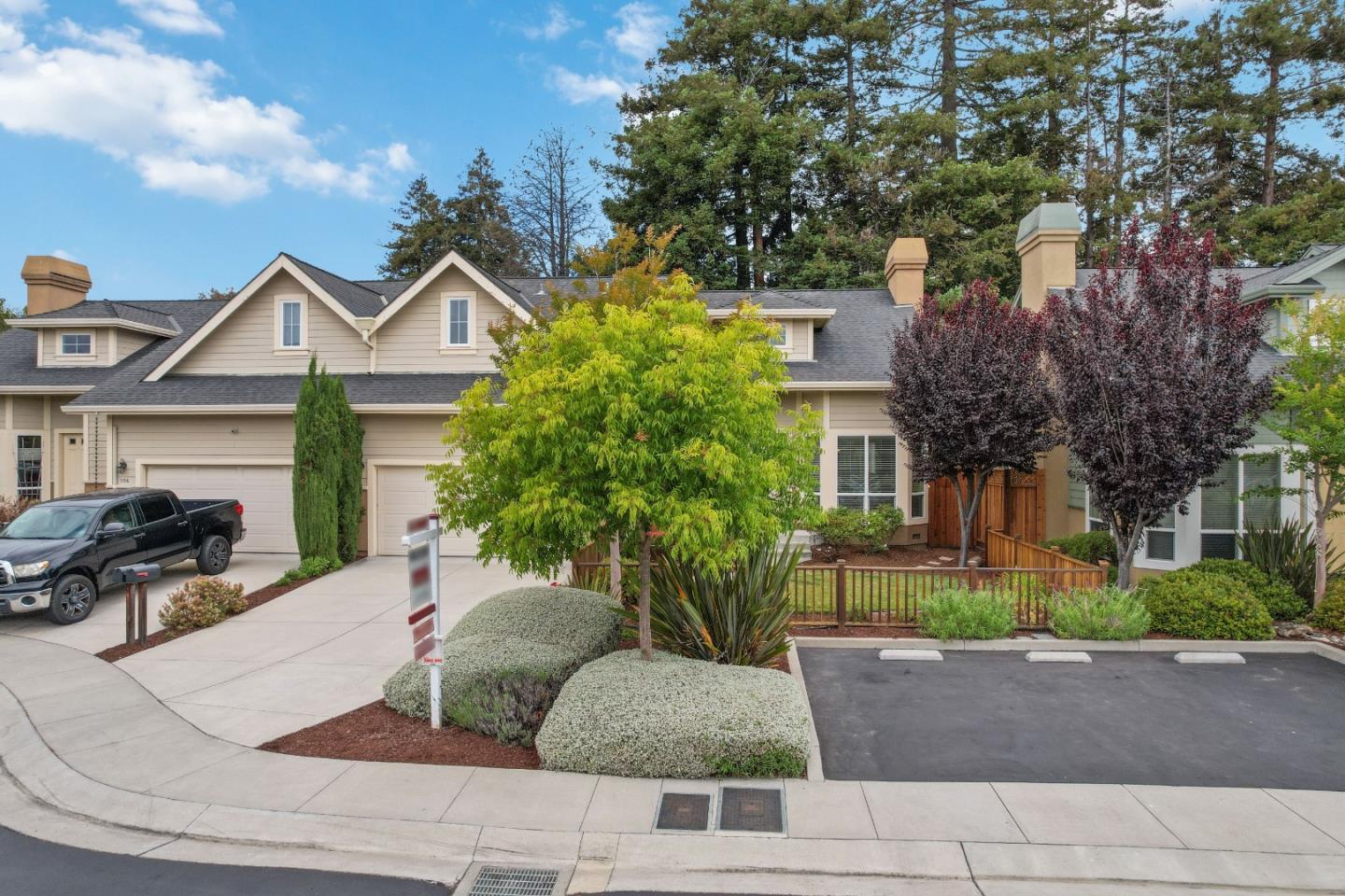 102 Santina CT