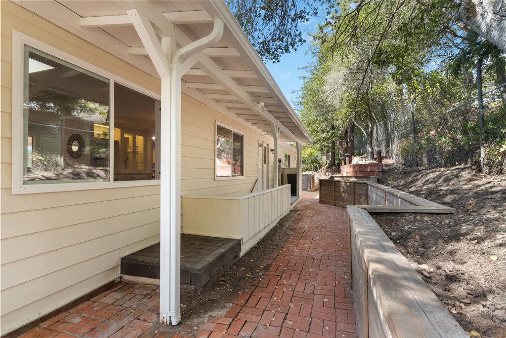 552 Bean Creek RD 77