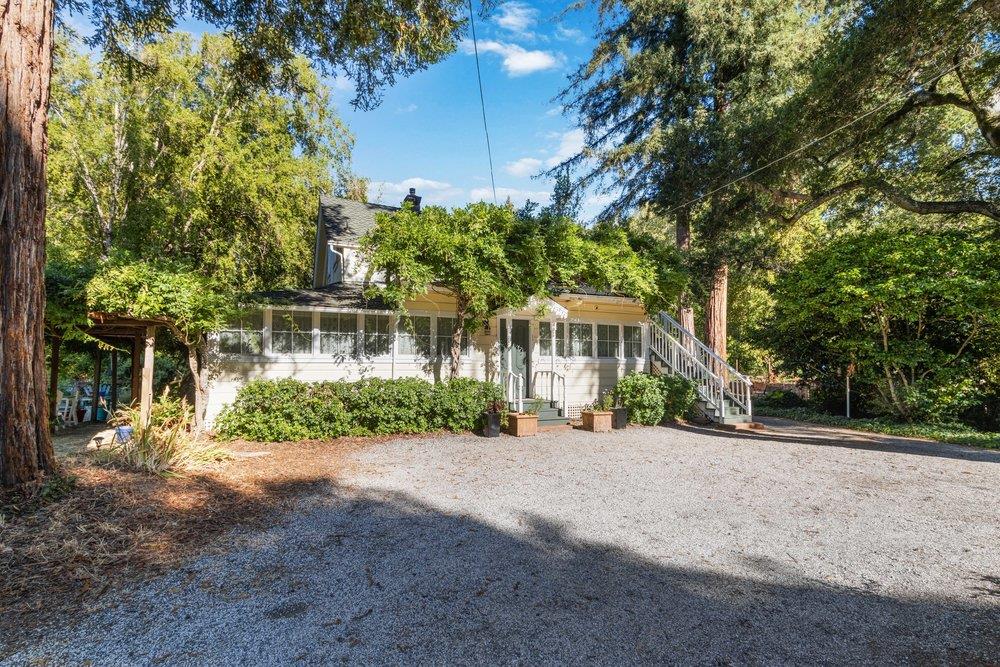 9540 Love Creek RD