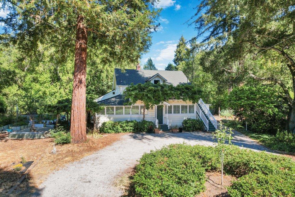 9540 Love Creek RD