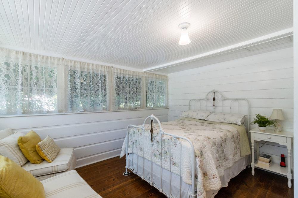 9540 Love Creek RD