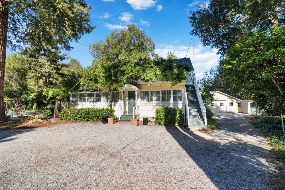 9540 Love Creek RD