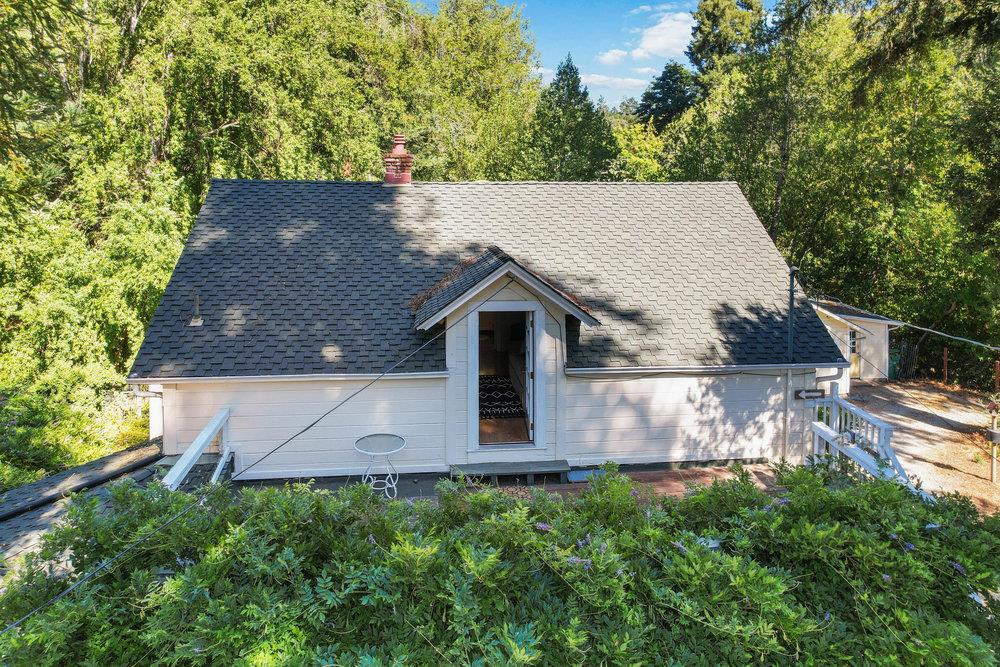 9540 Love Creek RD