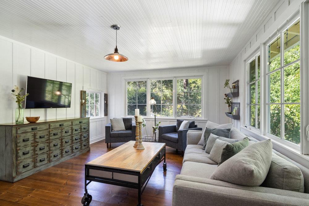 9540 Love Creek RD
