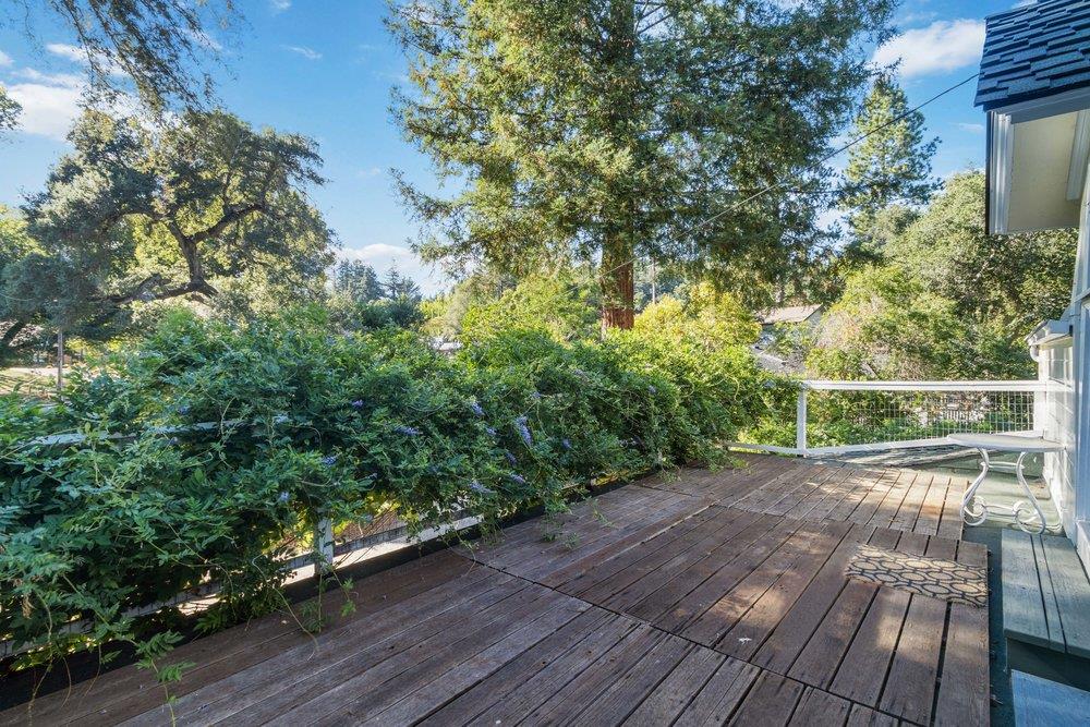 9540 Love Creek RD