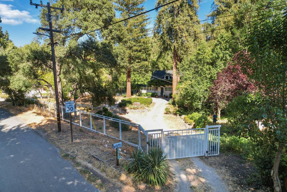 9540 Love Creek RD