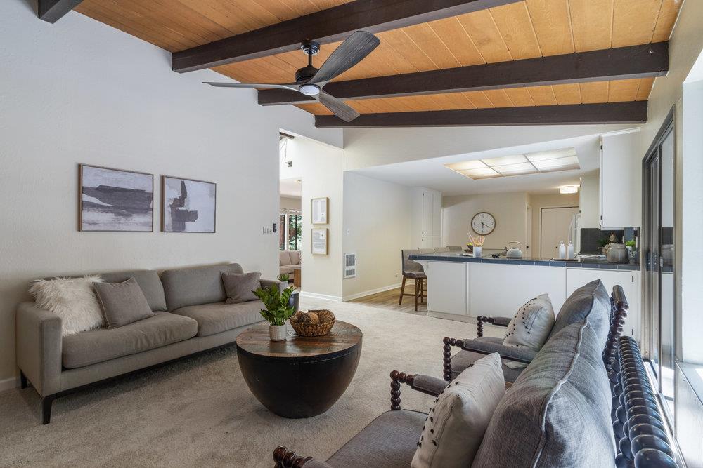 1830 Lakeside DR