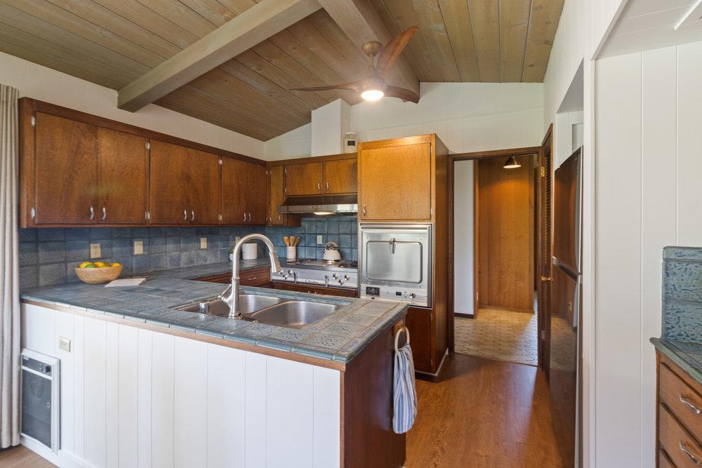 1960 Pinecrest DR