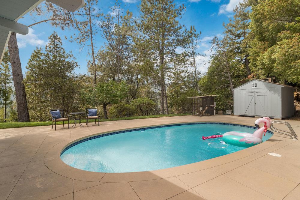 1960 Pinecrest DR