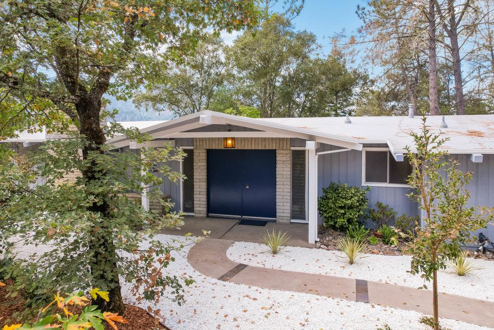 1960 Pinecrest DR